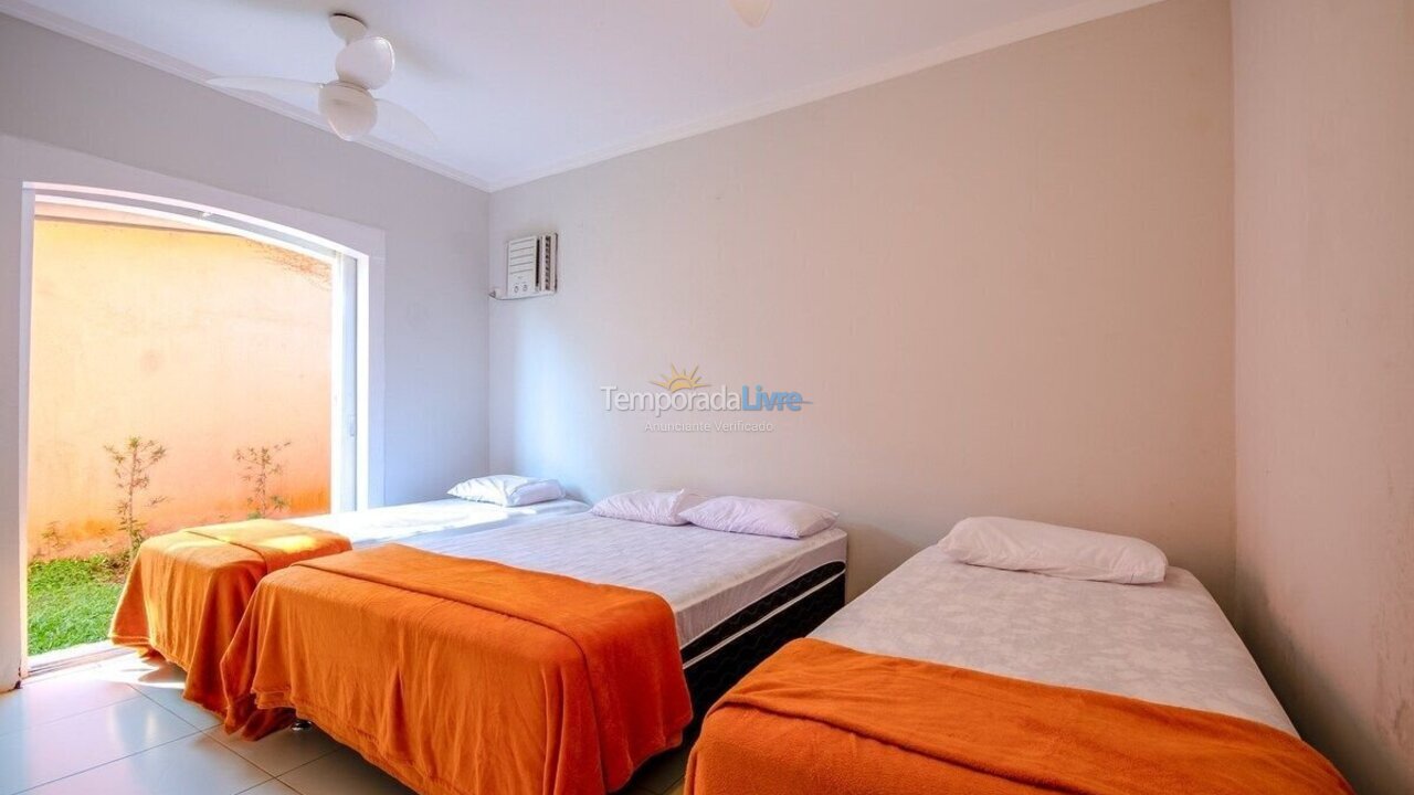 House for vacation rental in Guarujá (Praia do Pernambuco)