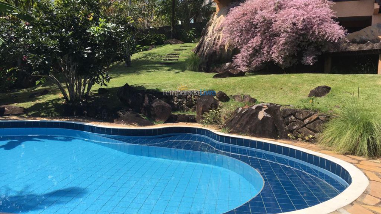 Casa para aluguel de temporada em Ilhabela (Siriúba)