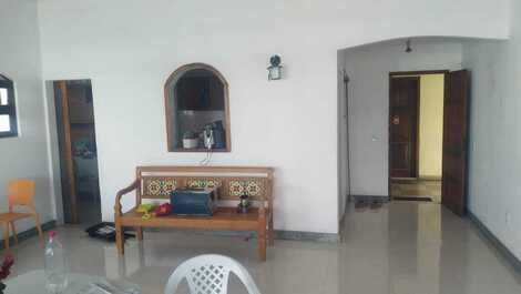 Ref. COB3Q - Cobertura na praia das Dunas. Ótimos preços;