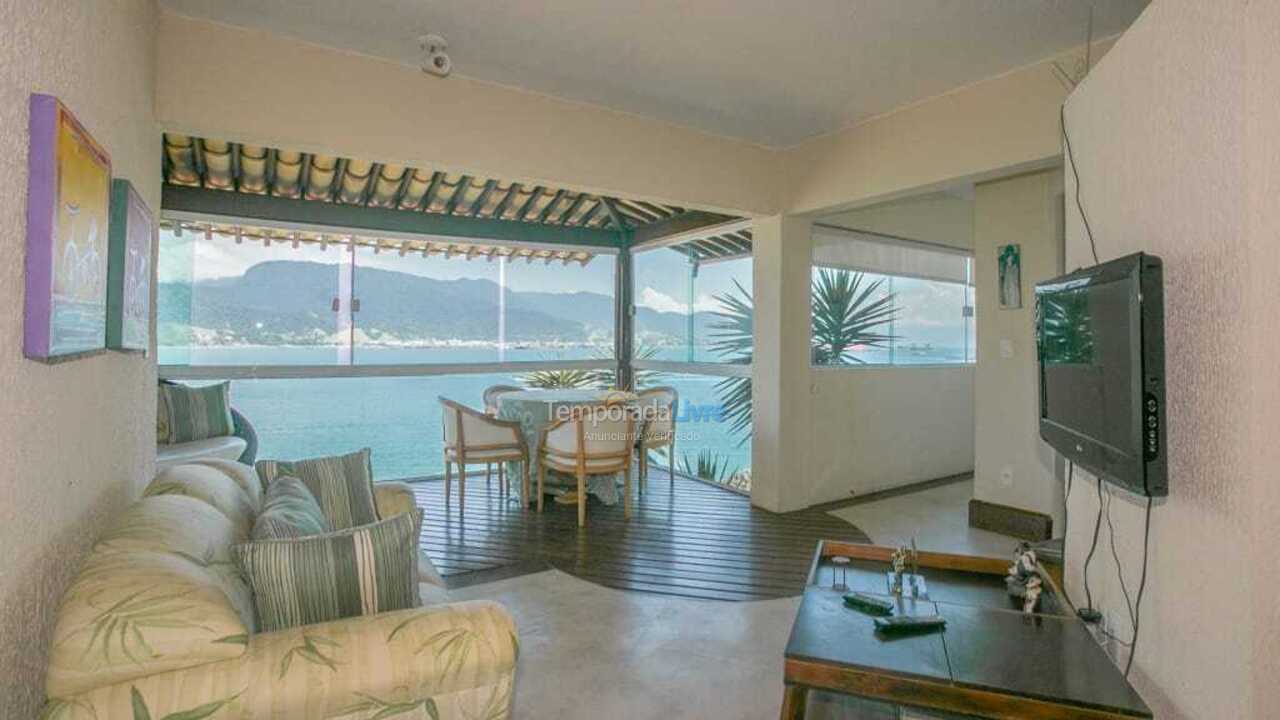 Casa para alquiler de vacaciones em Ilhabela (Barra Velha)