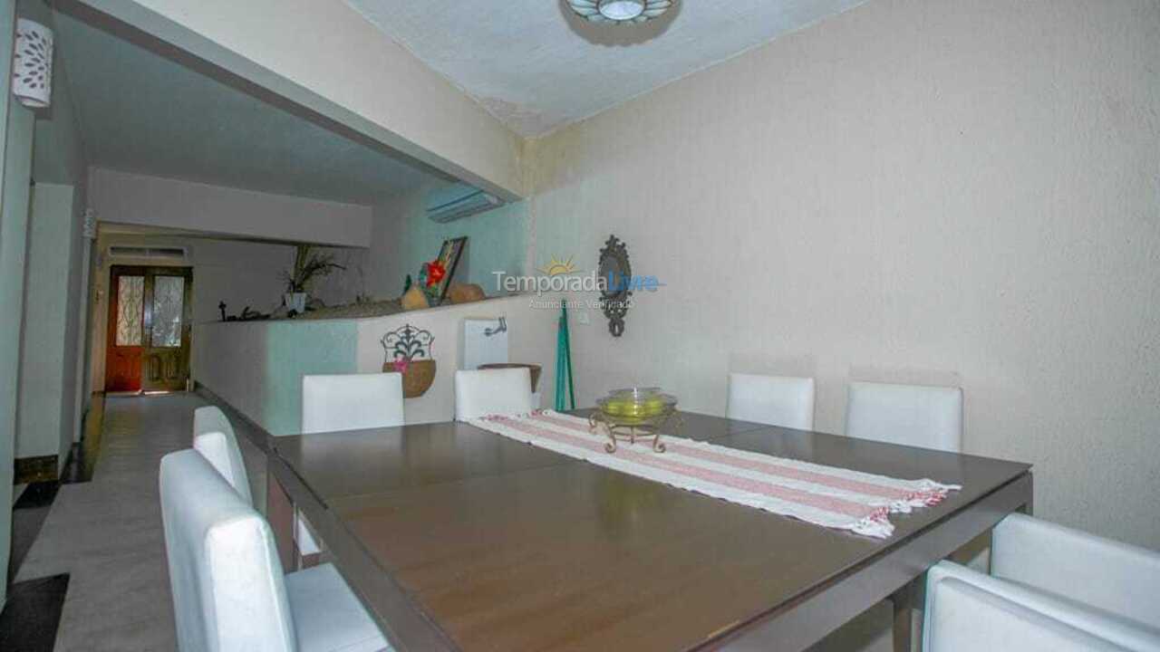 Casa para alquiler de vacaciones em Ilhabela (Barra Velha)