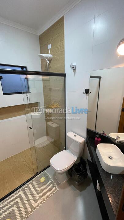 Casa para alquiler de vacaciones em Bertioga (Boraceia)