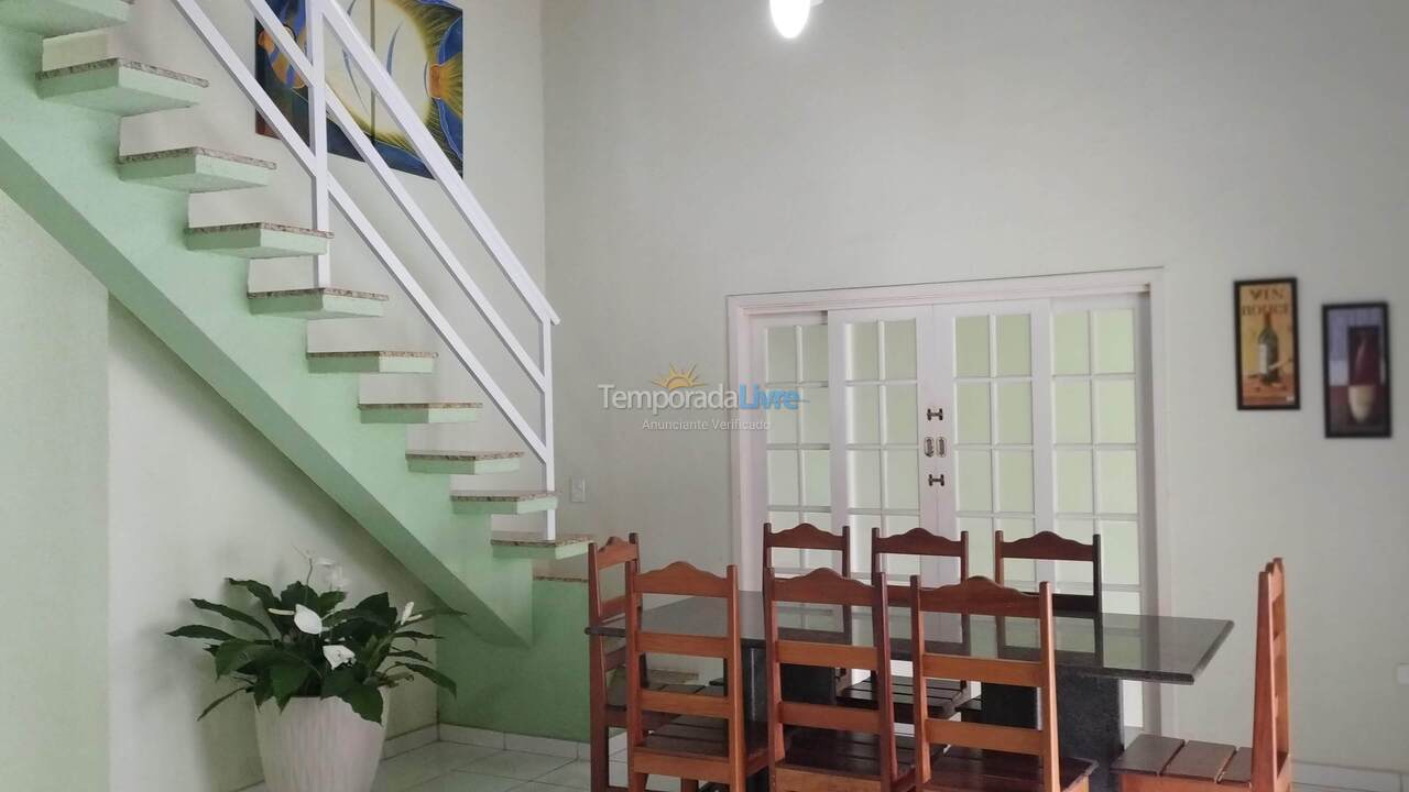 Casa para aluguel de temporada em Ubatuba (Praia do Lázaro)