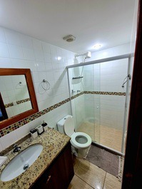 VACANTE PARA CARNAVAL - Apartamento frente a Praia do Peró, 1 suite, 5 personas