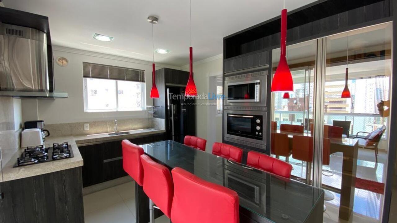 Apartamento para alquiler de vacaciones em Itapema (Meia Praia)