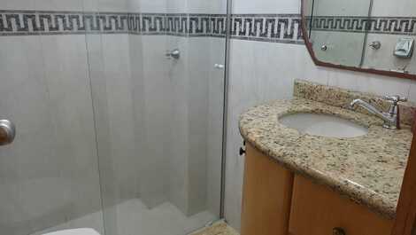 3 bedrooms, 1 suite, sea front