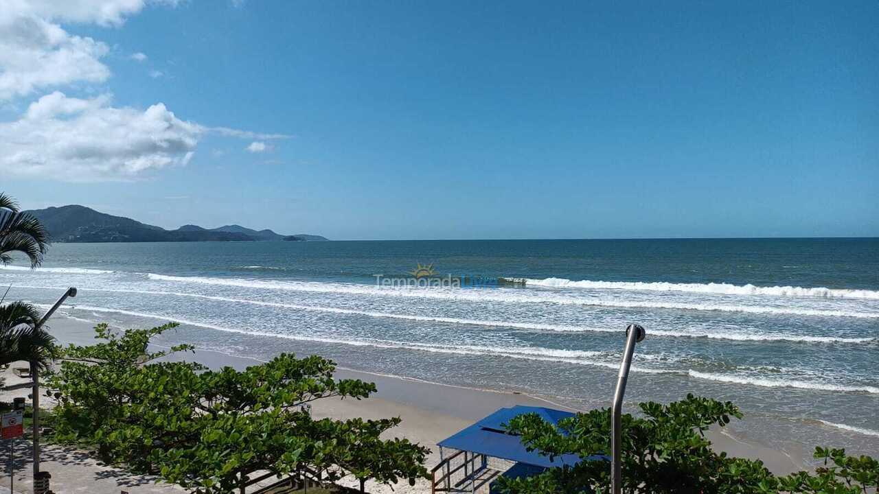 Apartment for vacation rental in Itapema (Meia Praia)