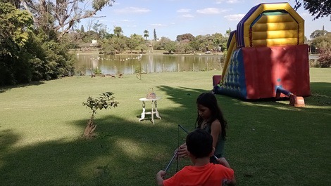 Casa vista lago vitória regia, centro Holambra