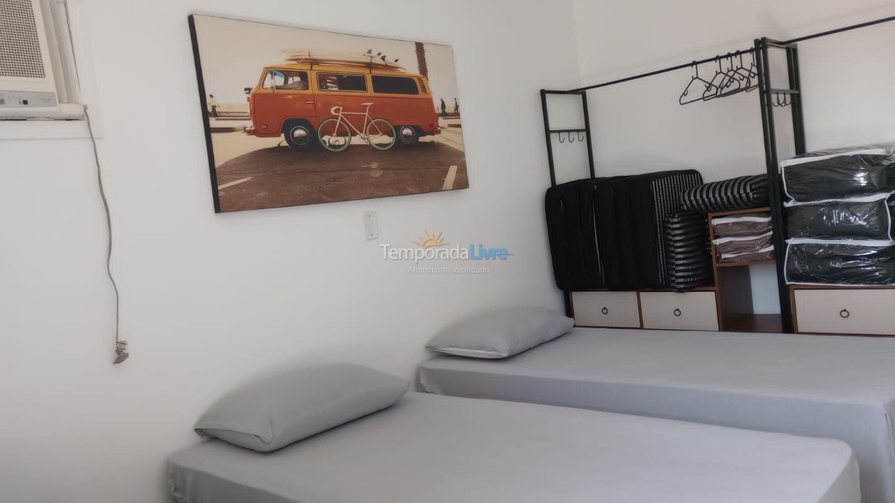 Apartment for vacation rental in Guarujá (Praia do Tombo)