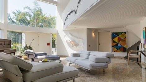 Barra da Tijuca- Stylish House 5 Bedrooms - Up to 22 people