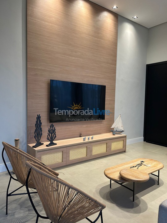 Casa para alquiler de vacaciones em Bertioga (Condominio Morada da Praia)