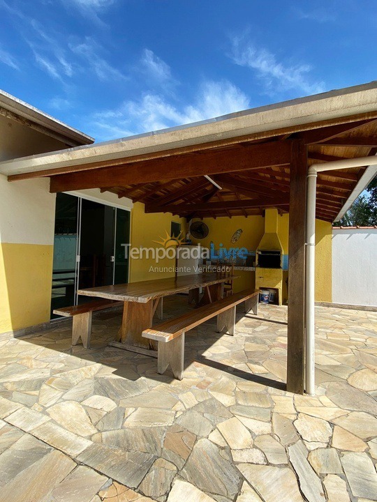 Casa para alquiler de vacaciones em Ubatuba (Praia do Sape)