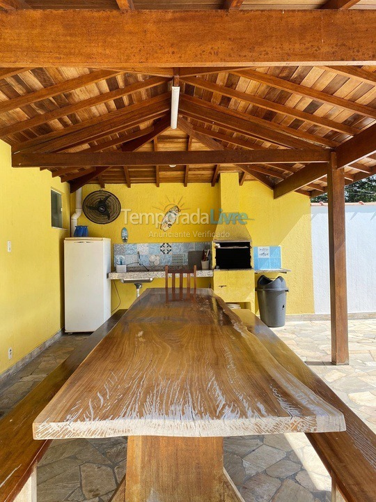 Casa para alquiler de vacaciones em Ubatuba (Praia do Sape)