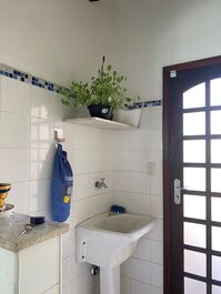 CASA CON PISCINA PARA 20 PERSONAS. AIRE ACONDICIONADO Y WIFI - A 300 M DE LA PLAYA SAPÉ - Ubatuba