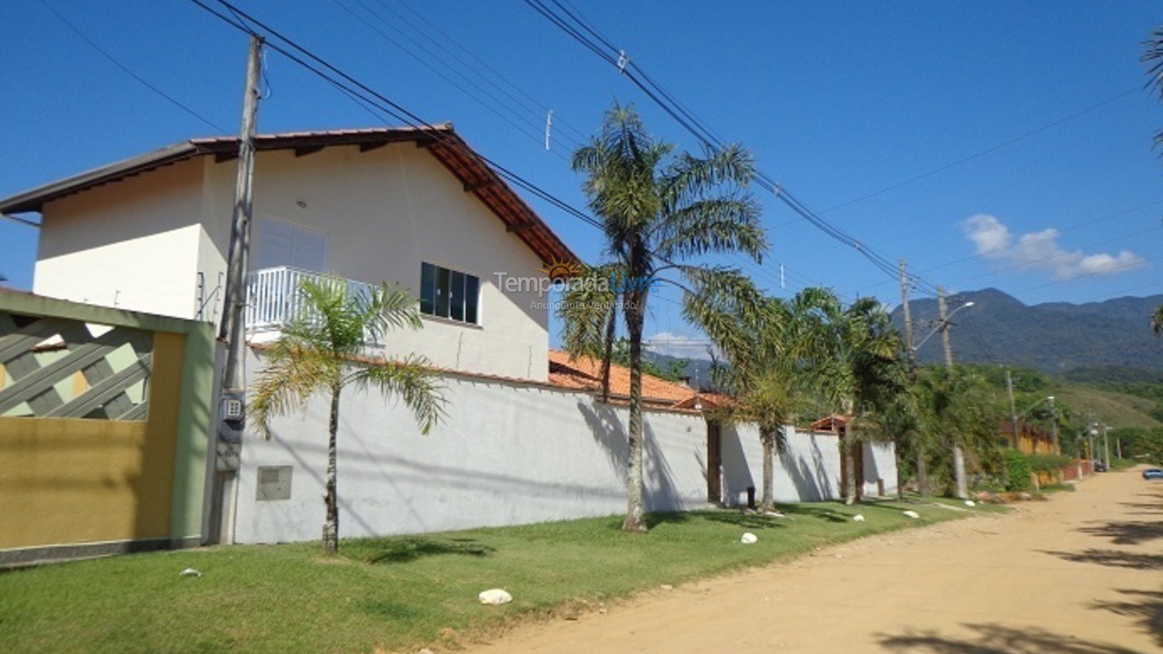Casa para alquiler de vacaciones em Ubatuba (Praia do Sape)