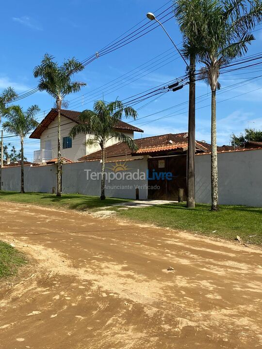 Casa para alquiler de vacaciones em Ubatuba (Praia do Sape)