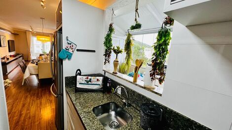 Beautiful Penthouse on Bombas Beach