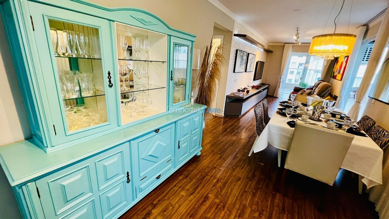 Apartment for vacation rental in Bombinhas (Praia de Bombas)