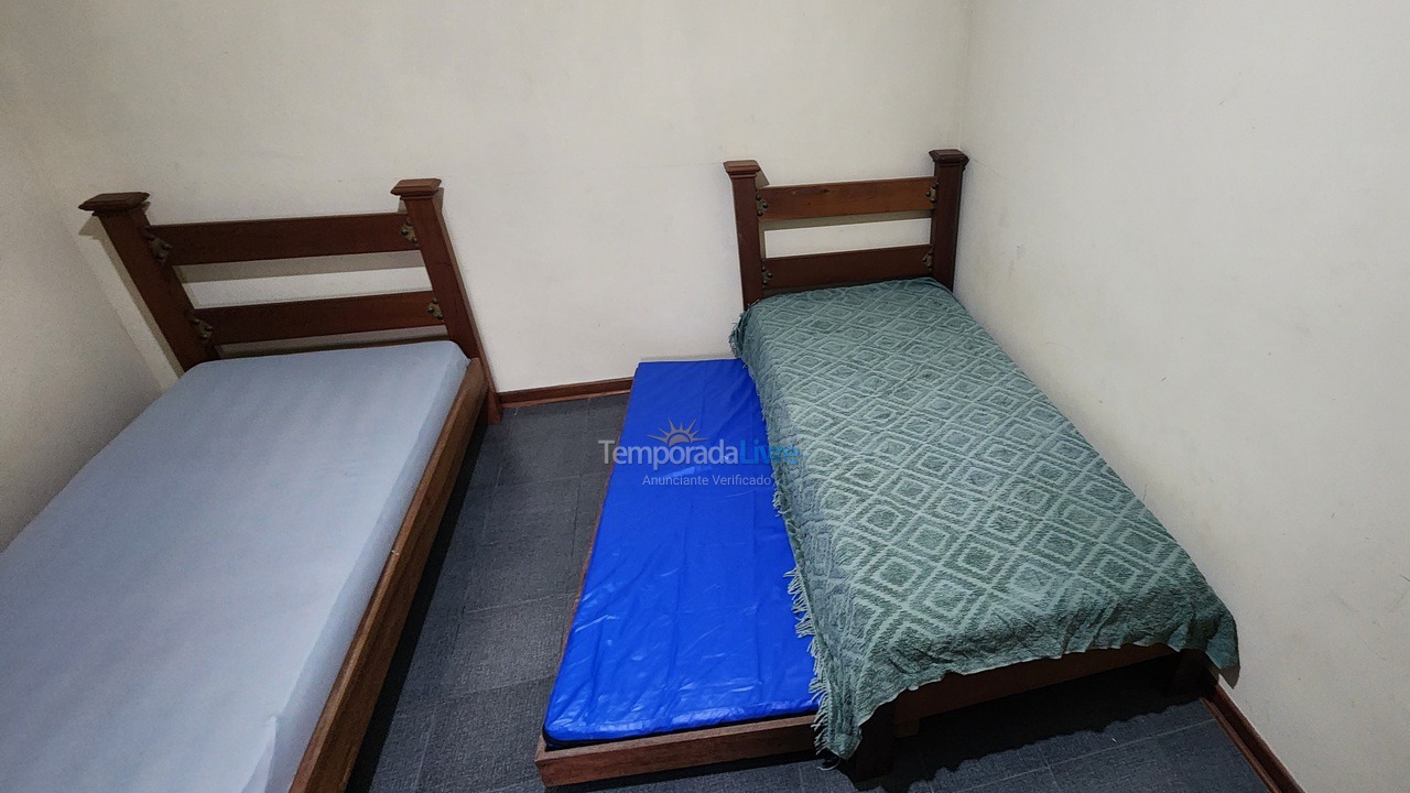 Casa para aluguel de temporada em Ubatuba (Itaguá)