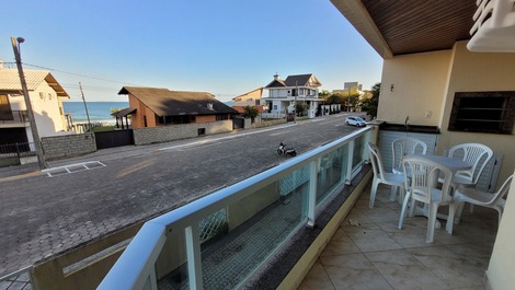 3-BEDROOM APARTMENT IN 4 ISLANDS, 50 METERS FROM THE SEA