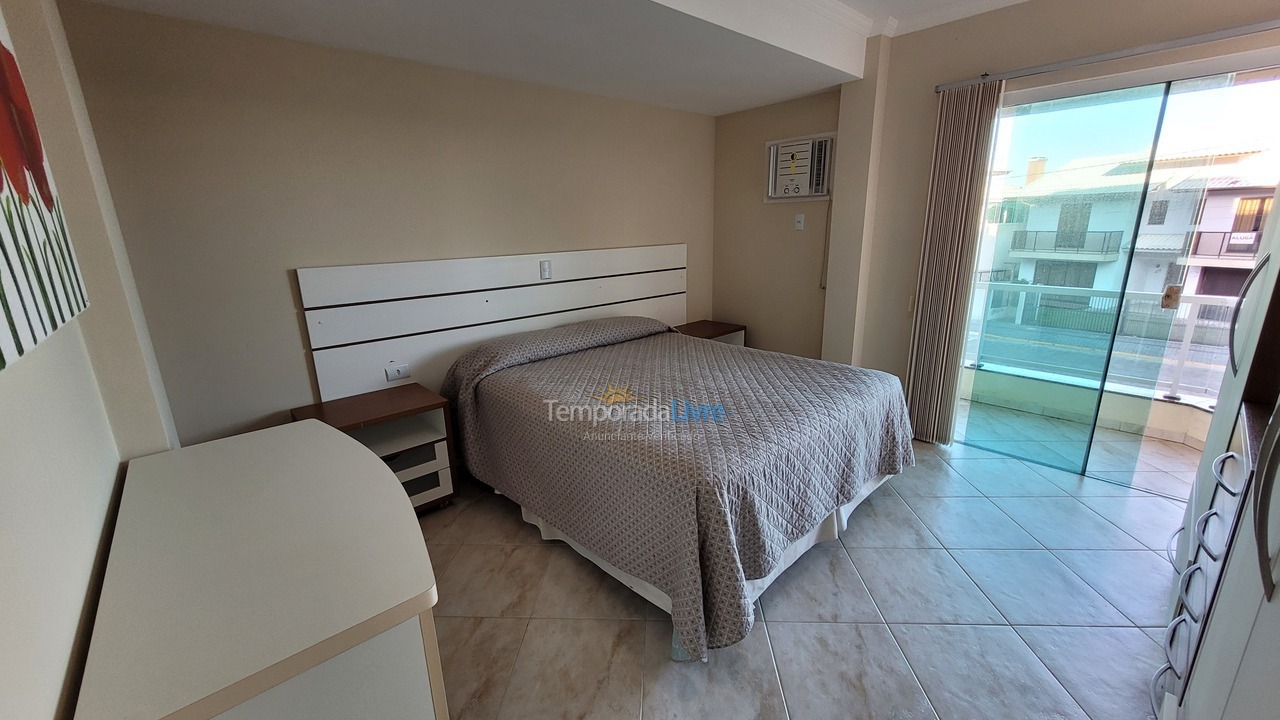 Apartment for vacation rental in Bombinhas (Praia de Quatro Ilhas)