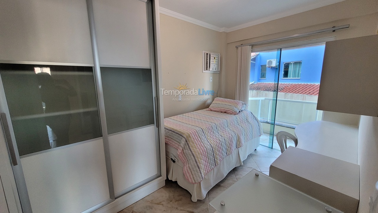 Apartment for vacation rental in Bombinhas (Praia de Quatro Ilhas)