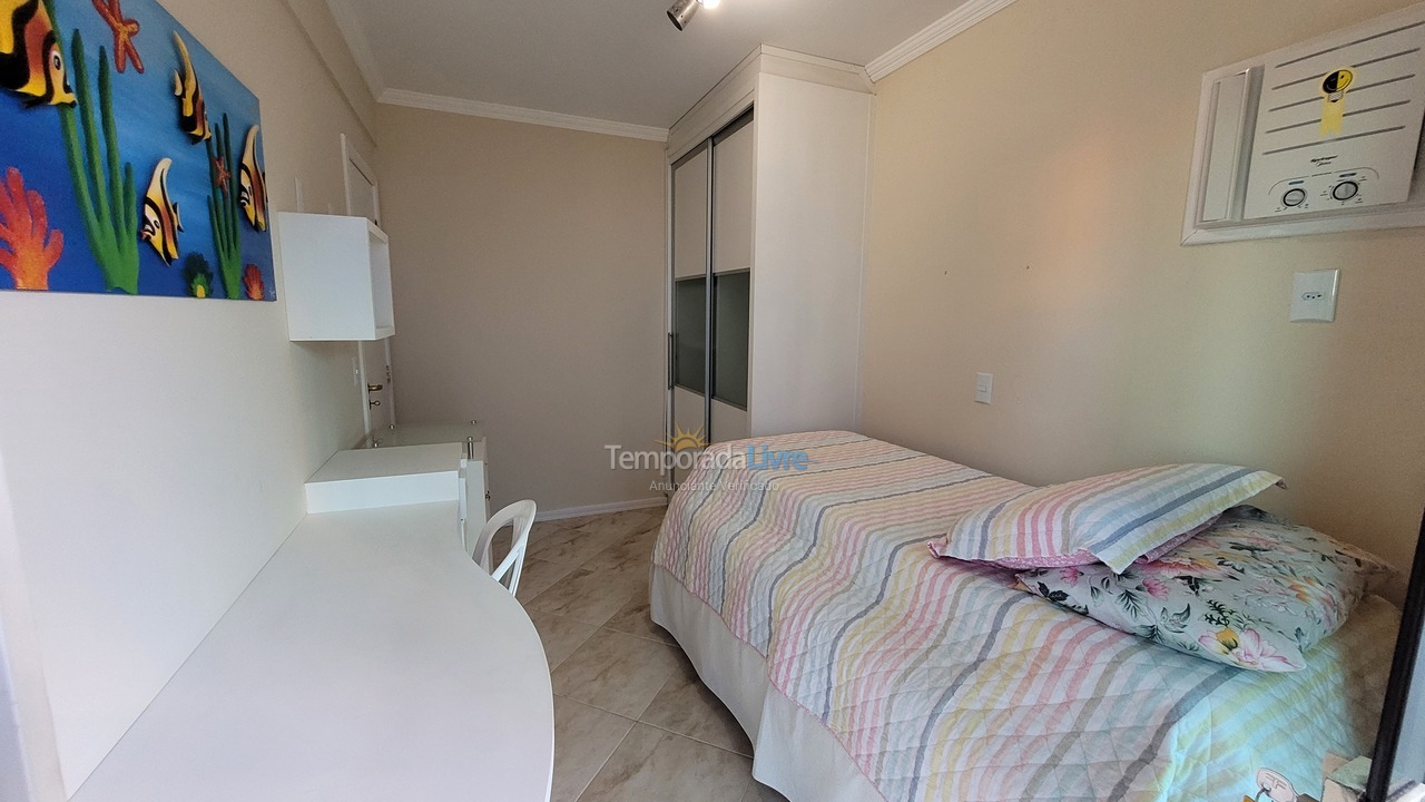 Apartment for vacation rental in Bombinhas (Praia de Quatro Ilhas)