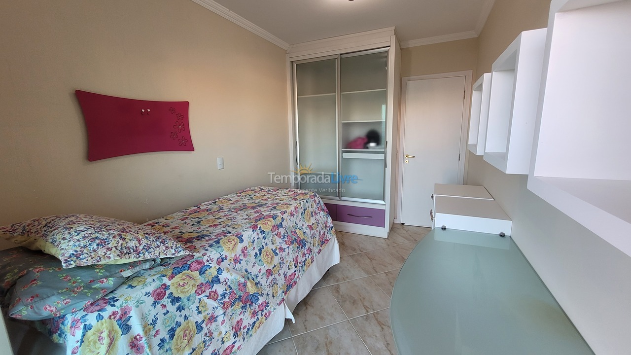 Apartment for vacation rental in Bombinhas (Praia de Quatro Ilhas)