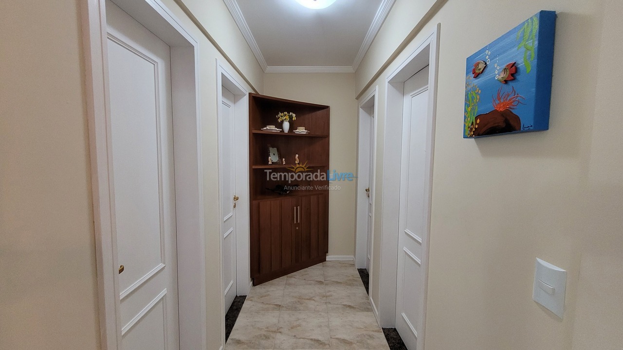 Apartment for vacation rental in Bombinhas (Praia de Quatro Ilhas)