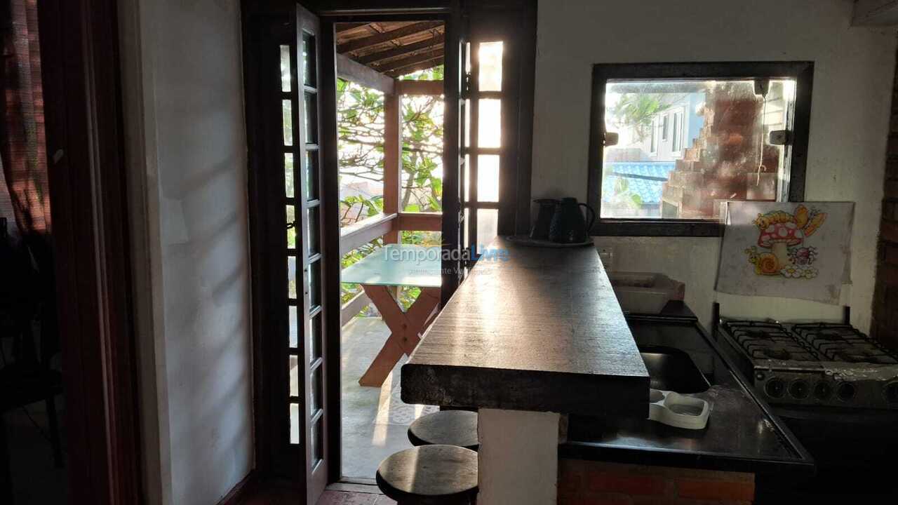 Apartamento para alquiler de vacaciones em Cabo Frio (Praia do Foguete)