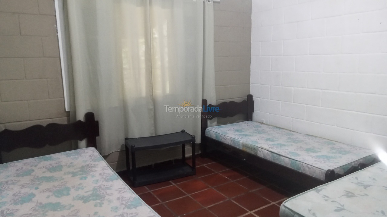 Granja para alquiler de vacaciones em Caraguatatuba (Rio do Ouro)