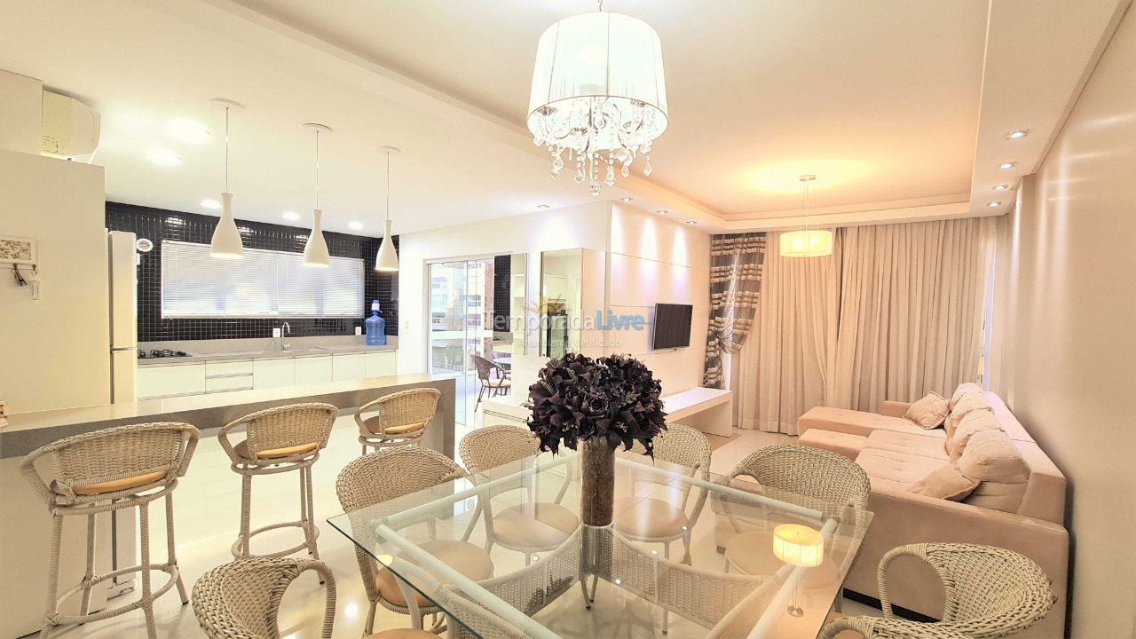 Apartamento para aluguel de temporada em Itapema (Meia Praia)