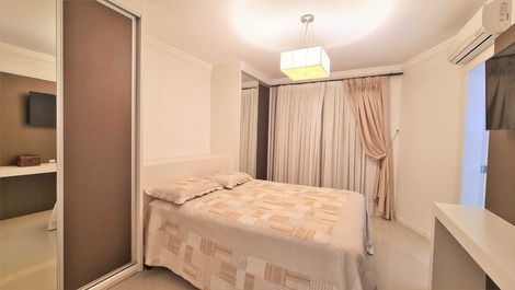 LINDO 3 SUÍTES NA MEIA PRAIA / ITAPEMA