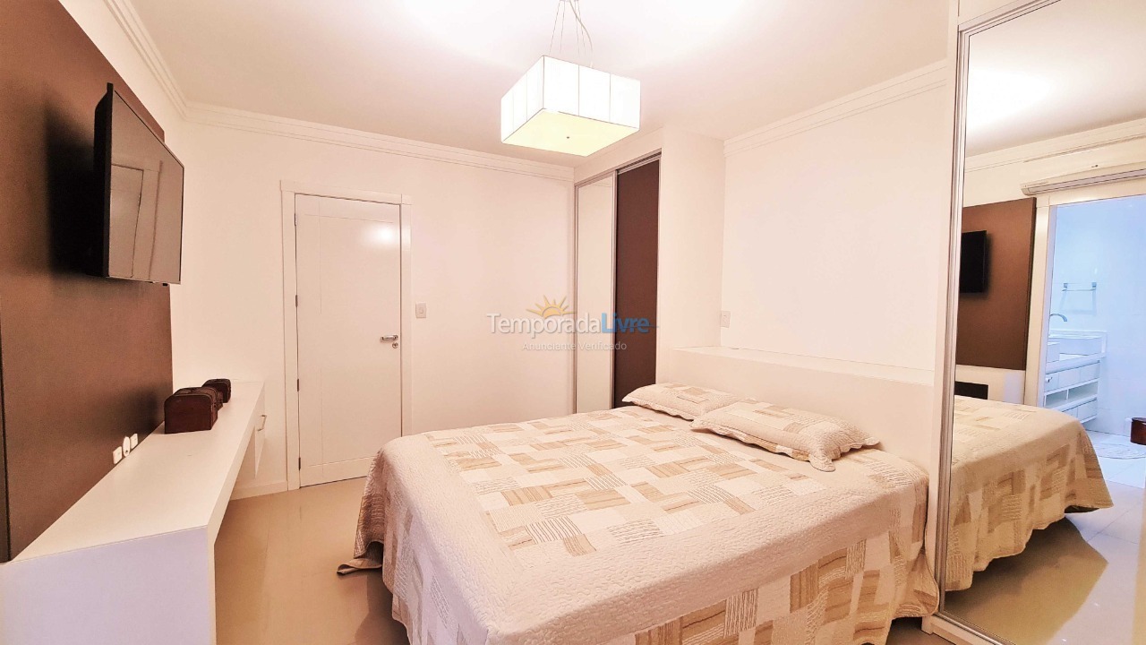 Apartamento para aluguel de temporada em Itapema (Meia Praia)