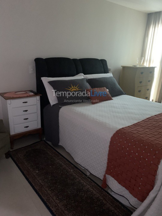Apartment for vacation rental in Guarapari (Praia do Morro)