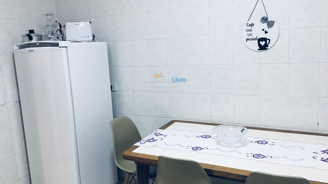 Apartamento para aluguel de temporada em Campos do Jordão (Abernessia)