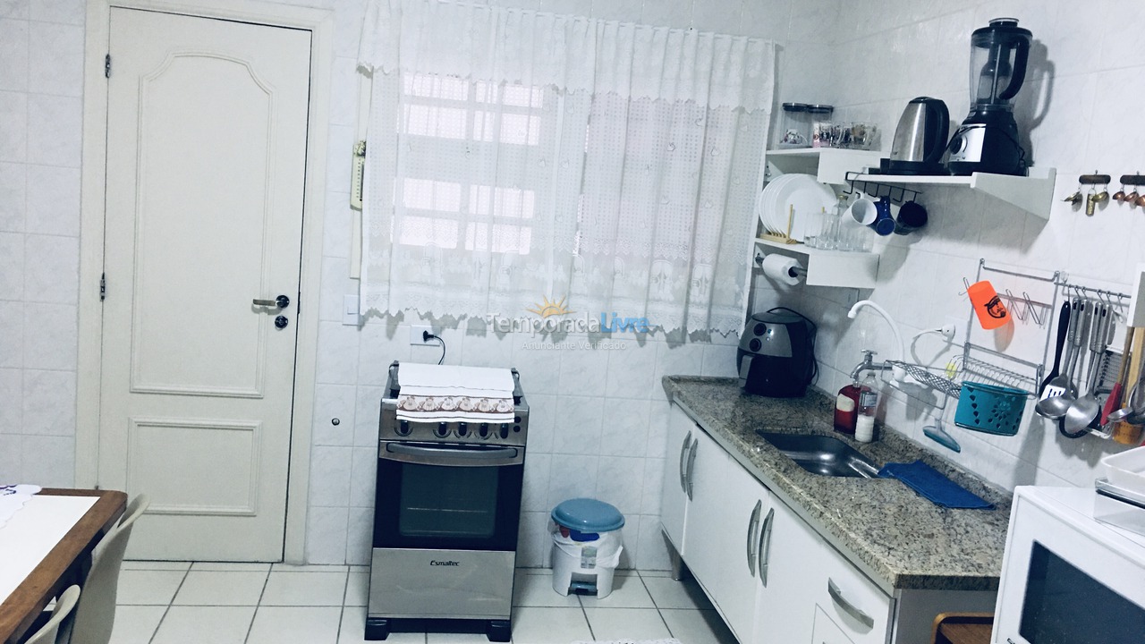 Apartamento para aluguel de temporada em Campos do Jordão (Abernessia)