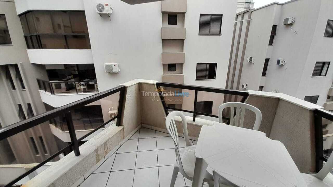 Apartment for vacation rental in Itapema (Meia Praia)