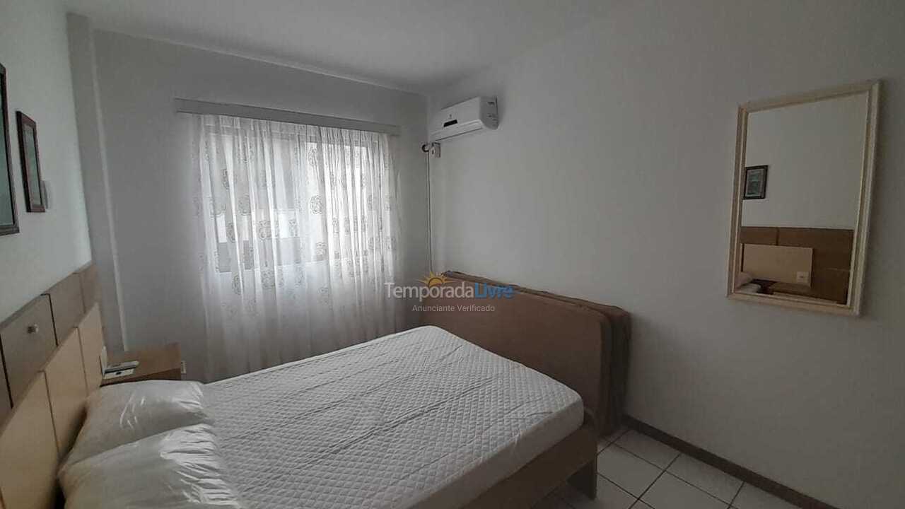 Apartment for vacation rental in Itapema (Meia Praia)