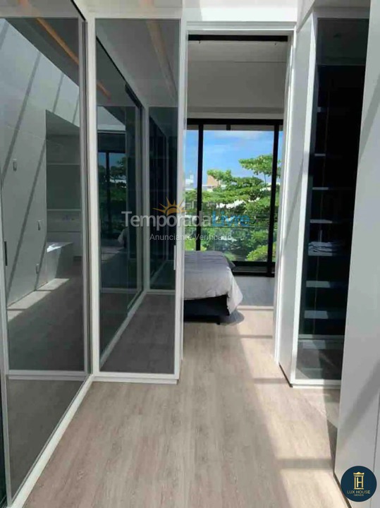 Casa para aluguel de temporada em Florianopolis (Jurerê Internacional)