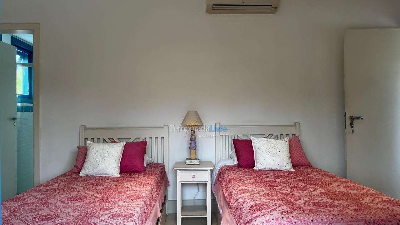 House for vacation rental in São Sebastião (Praia da Baleia)