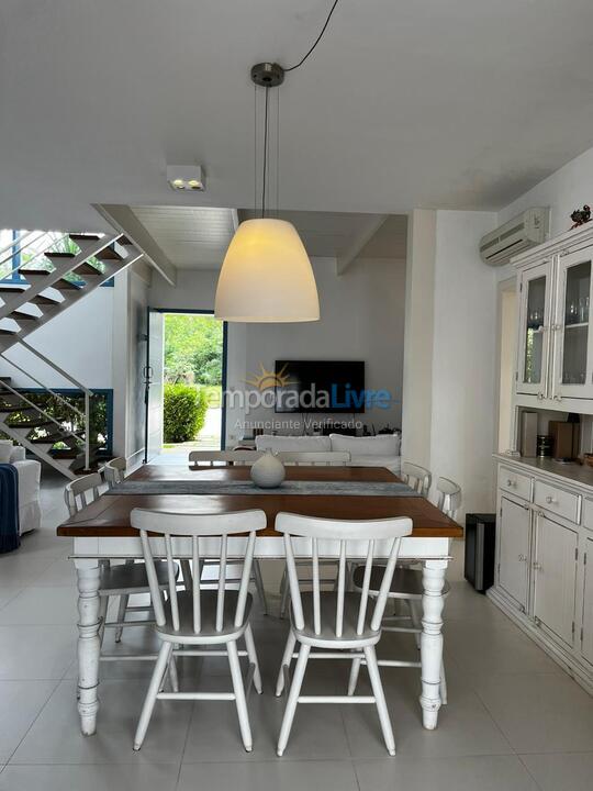 House for vacation rental in São Sebastião (Praia da Baleia)