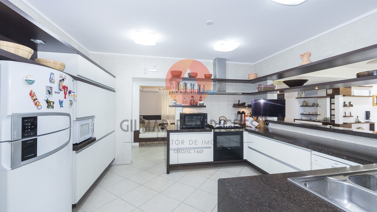 Casa para aluguel de temporada em Bombinhas (Mariscal)