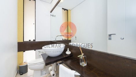 Casa com 7 dormitórios de frente para o mar praia de Mariscal