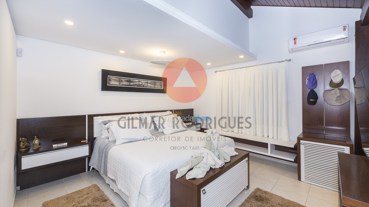 Casa para aluguel de temporada em Bombinhas (Mariscal)