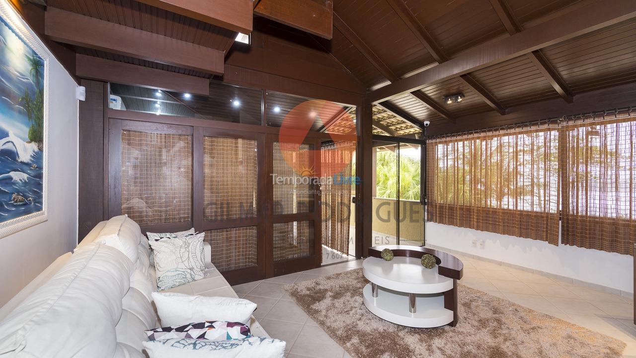 Casa para aluguel de temporada em Bombinhas (Mariscal)