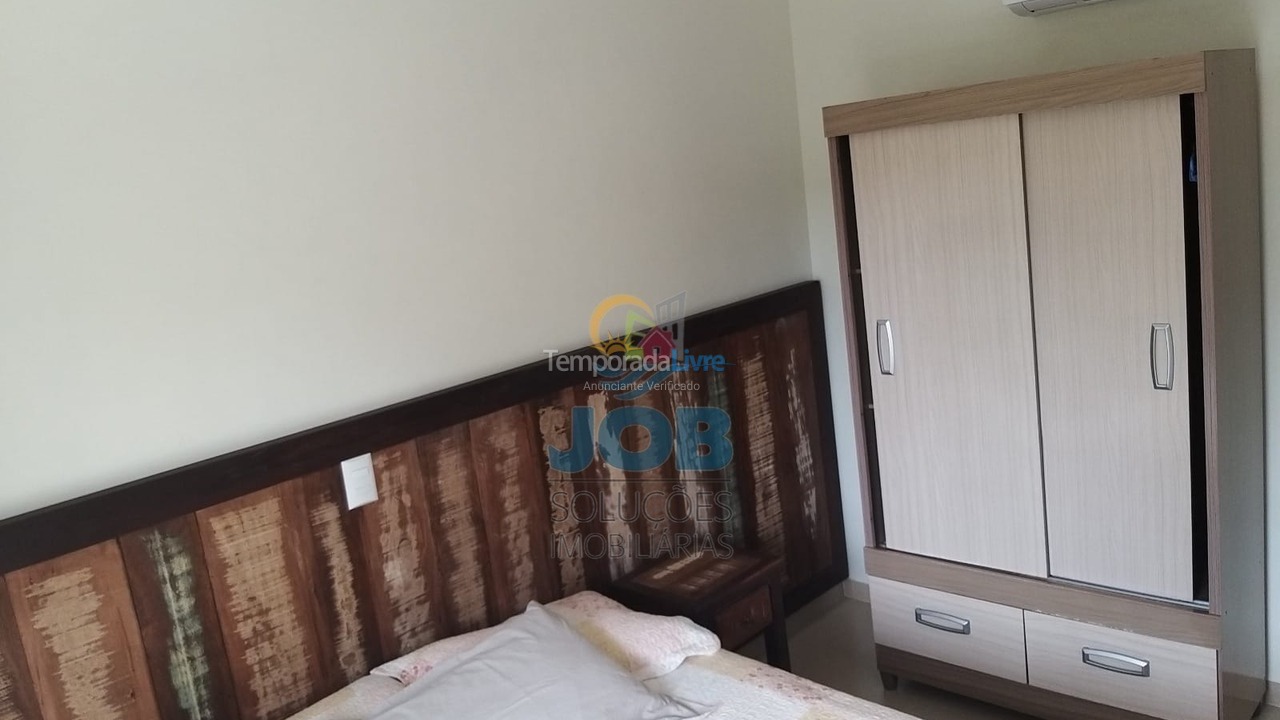 Apartamento para aluguel de temporada em Bombinhas (Canto Grande)