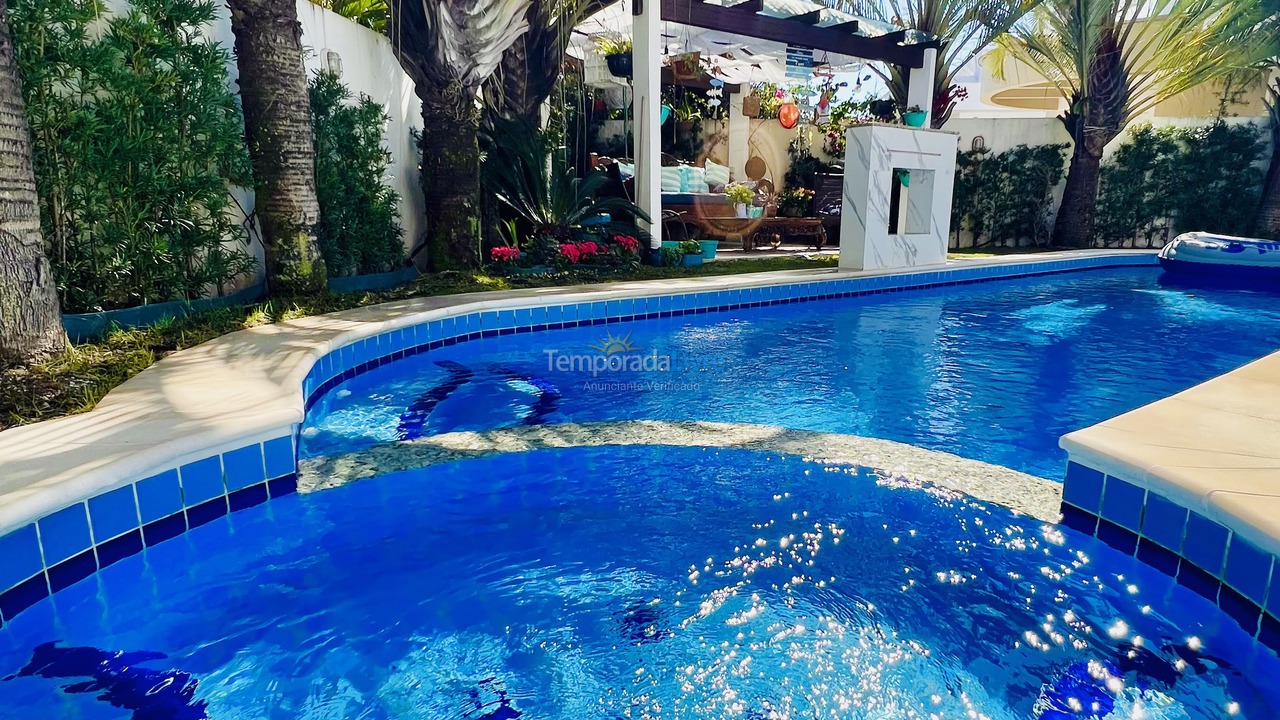 Casa para aluguel de temporada em Florianopolis (Jurerê Internacional)