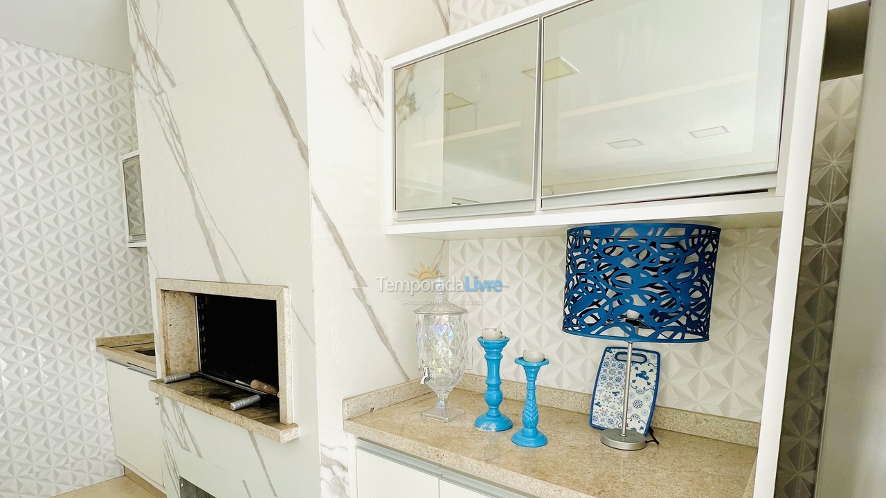 Casa para aluguel de temporada em Florianopolis (Jurerê Internacional)