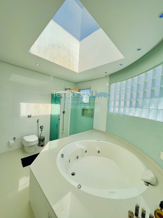 Casa para aluguel de temporada em Florianopolis (Jurerê Internacional)